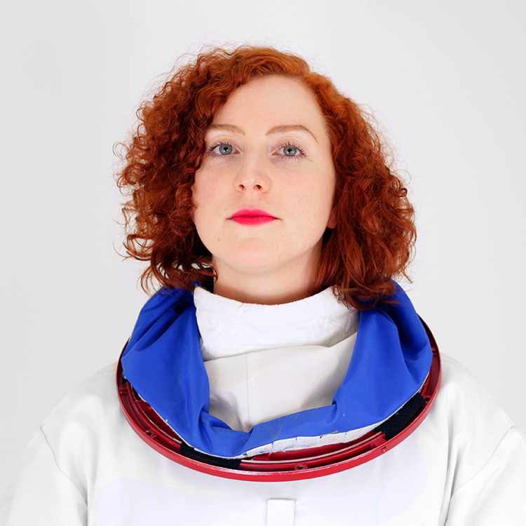 Portrait einer russischen Astronautin.